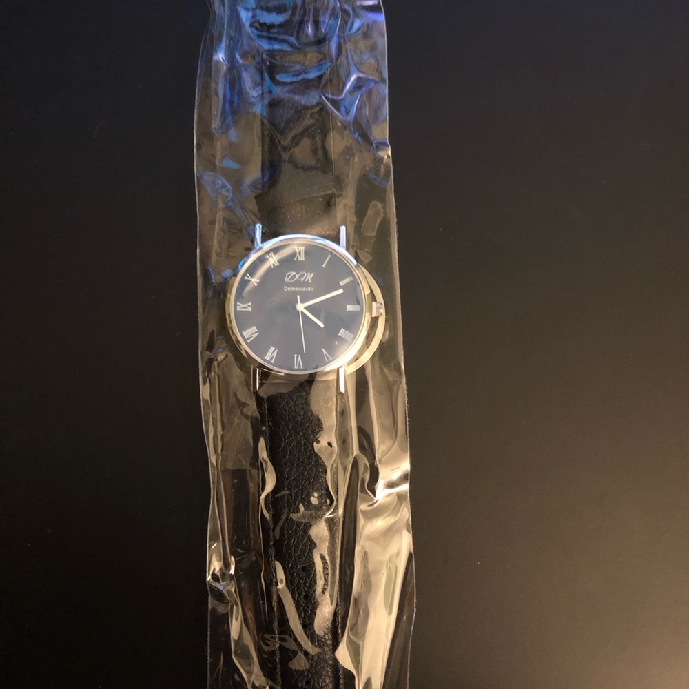 Demercardo Watch - Picture 4 of 6
